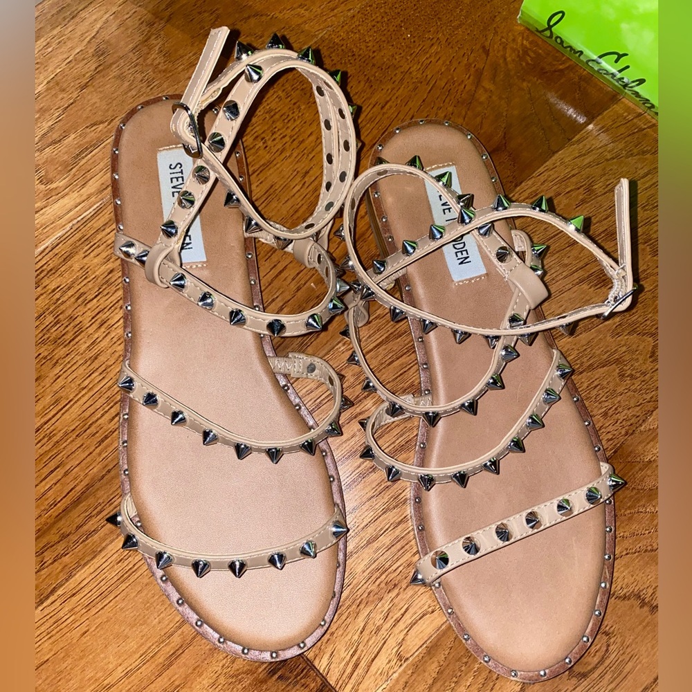 Steve Madden sandals